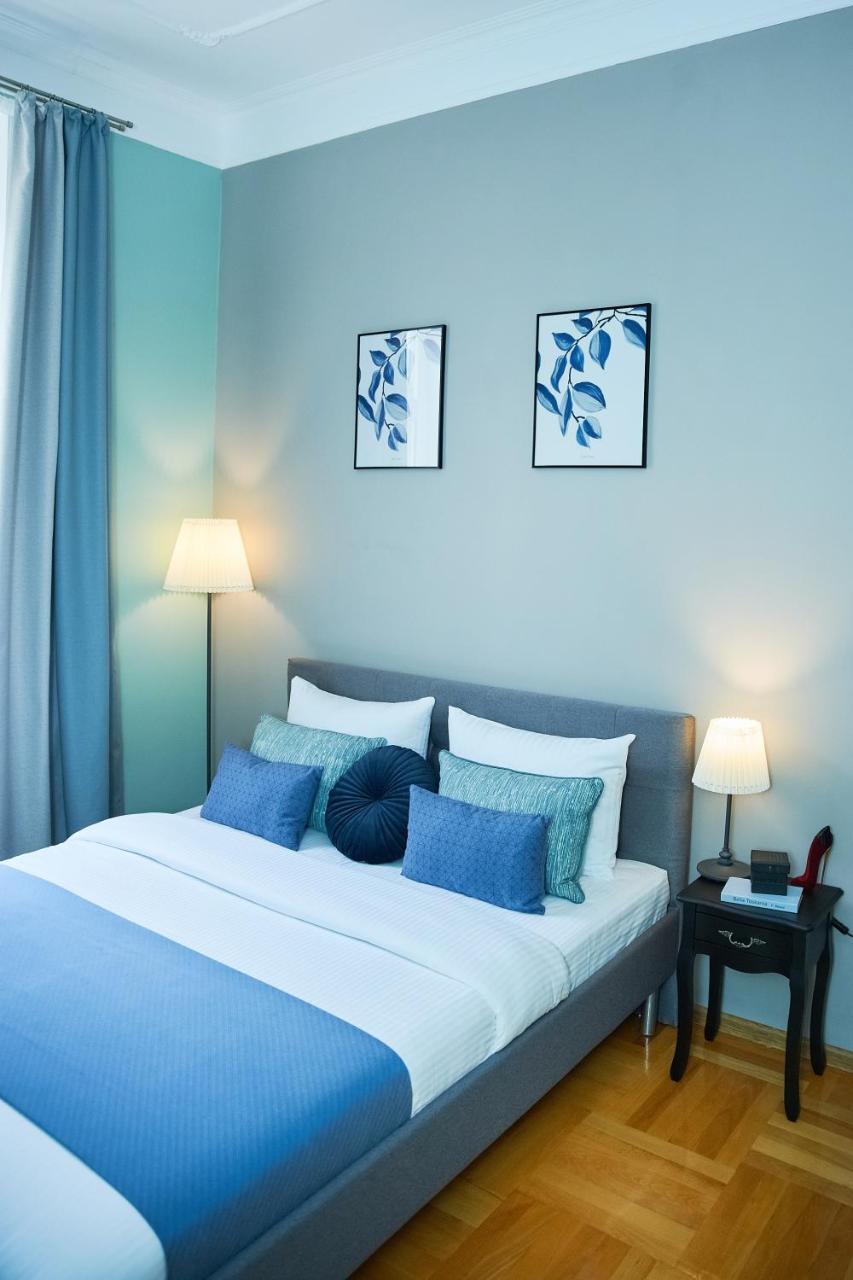 Cozy Apartment, 5Mins To Opera Lviv Buitenkant foto